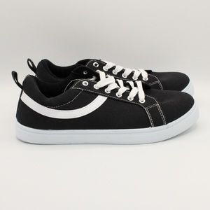 Gentlemen Shoes Size 8 Revolution Black/white